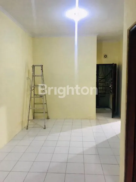 image RUMAH DI GEDANGAN SOLO BARU (4)