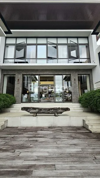 image RUMAH MEWAH LUXURY DI TIDAR MALANG (4)