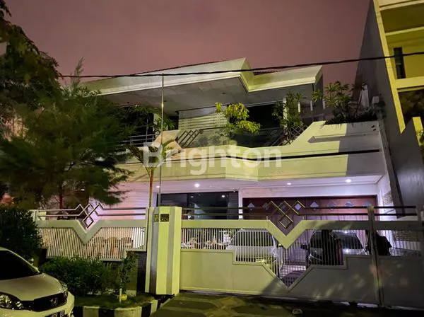 image RUMAH SECOND LUX FURNISH DHARMAHUSADA INDAH TIMUR SURABAYA TIMUR (1)