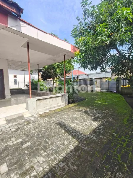 image RUMAH DENGAN LUASAN TANAH  800 AN  LOKASI KEDIRI KOTA (3)