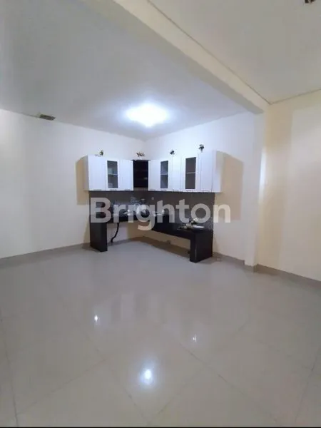 image RUMAH MINIMALIS SIAP HUNI EAST COAST PARK PAKUWON CITY (4)