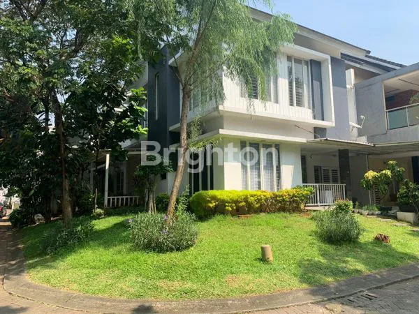 image RUMAH MEWAH 4+1 KT DI EMERALD VIEW BINTARO, TANGERANG SELATAN (2)