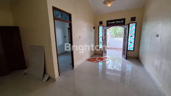 image RUMAH MEWAH SEMI-FURNISHED 3KT DI GRAHA SATELIT, GOWA (3)