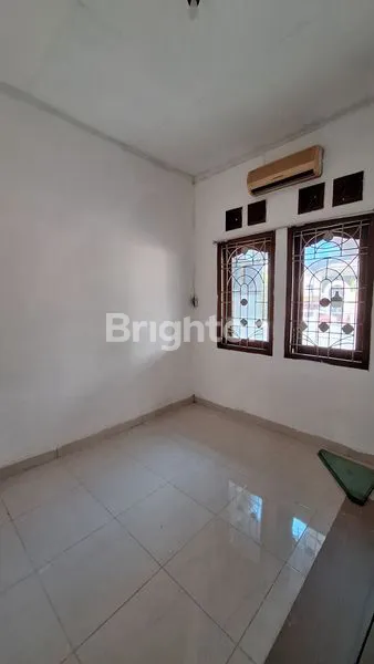 image RUMAH MEWAH SEMI-FURNISHED 3KT DI GRAHA SATELIT, GOWA (4)