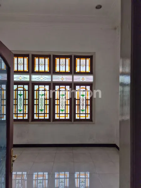 image RUMAH 2 LANTAI SIAP HUNI BUKITSARI SEMARANG SELATAN (3)