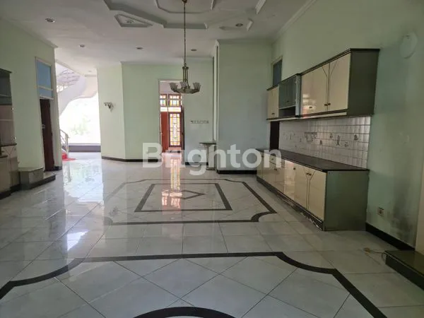 image RUMAH 2 LANTAI SIAP HUNI BUKITSARI SEMARANG SELATAN (5)