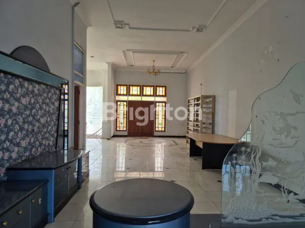 image RUMAH 2 LANTAI SIAP HUNI BUKITSARI SEMARANG SELATAN (4)