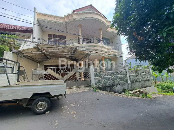 image RUMAH 2 LANTAI SIAP HUNI BUKITSARI SEMARANG SELATAN (1)