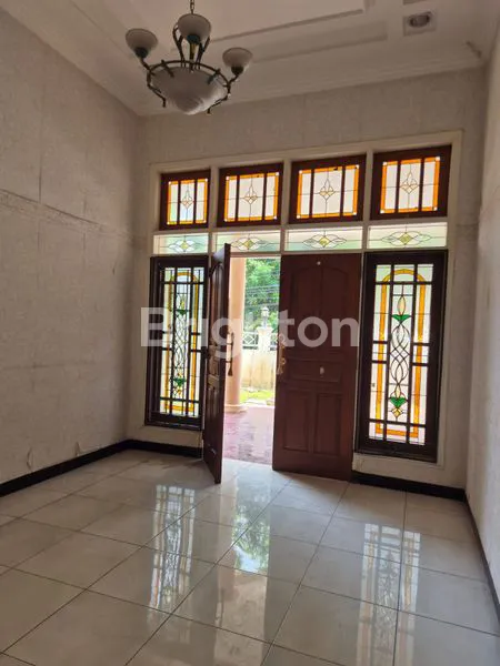 image RUMAH 2 LANTAI SIAP HUNI BUKITSARI SEMARANG SELATAN (6)