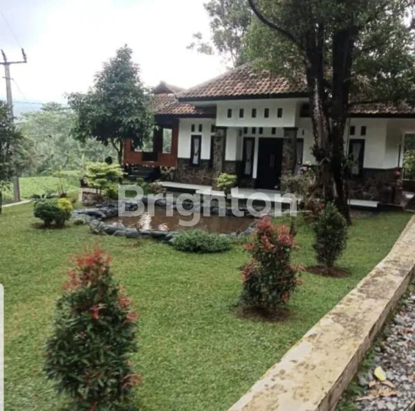 JUAL VILLA ASRI NAN SEJUK DI LERENG GUNUNG BURANGRANG KECAMATAN BOJONG PURWAKARTA