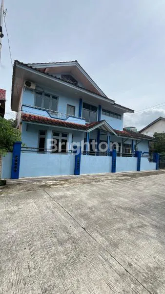 image RUMAH BESAR, BISA DI GUNAKAN UNTUK KANTOR (1)