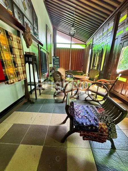 image RUMAH JOGLO DI SERSAN  BAJURI BANDUNG (8)