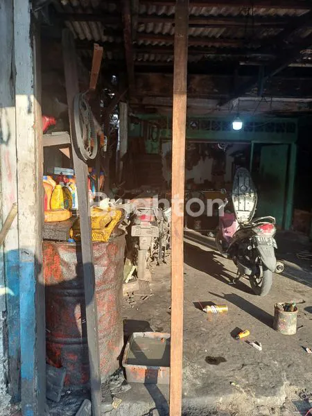 image TANAH BERISI KONTRAKAN DIPINGGIR JALAN RAYA (4)