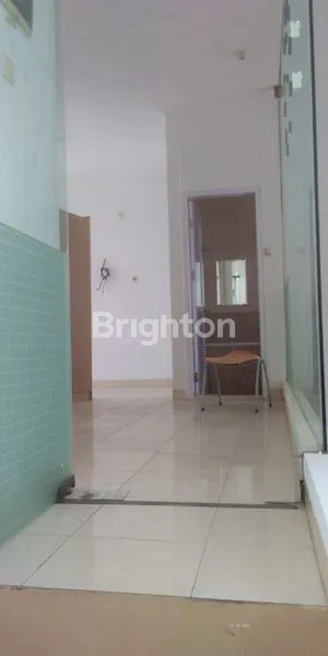 image RUMAH CANTIK 2 LANTAI DIJUAL DI BUKIT MEDITERANIA (3)