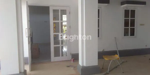 image RUMAH CANTIK 2 LANTAI DIJUAL DI BUKIT MEDITERANIA (6)