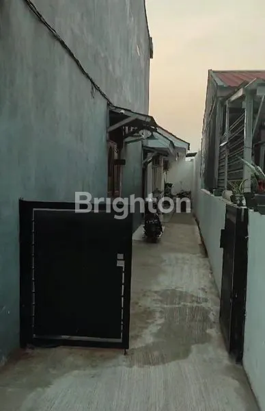 image RUMAH BESERTA 3 RUMAH KONTRAKAN DI JALAN BADODON (5)