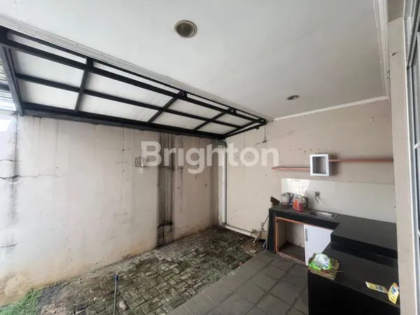 image RUMAH 2 LANTAI DI CLUSTER THE ROYAL 3 CIBUBUR COUNTRY (8)