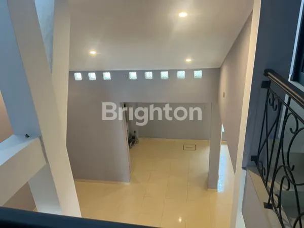 image RUMAH BARU RENOVASI . BAGUS SIAP HUNI BSD SEKTOR1.7 PASAR MODERN (3)