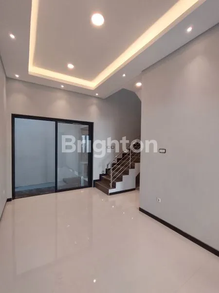 image RUMAH BARU MINIMALIS MULYOSARI TENGAH DEKAT PAKUWON CITY DAN KAMPUS ITS (3)