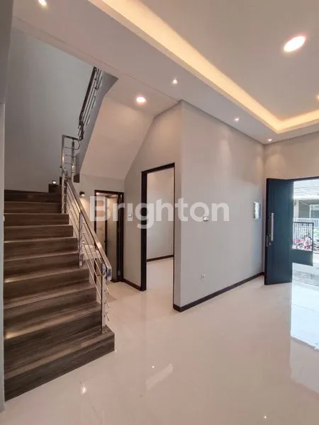 image RUMAH BARU MINIMALIS MULYOSARI TENGAH DEKAT PAKUWON CITY DAN KAMPUS ITS (5)