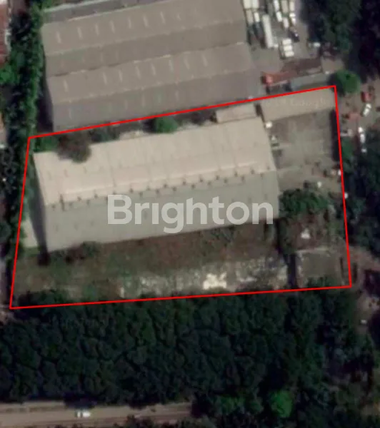 image GUDANG SIAP PAKAI LOKASI STRATEGIS HANYA 7 KM KE PELABUHAN TANJUNG PRIOK (2)