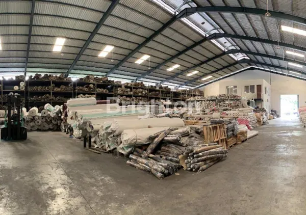 image GUDANG SIAP PAKAI LOKASI STRATEGIS HANYA 7 KM KE PELABUHAN TANJUNG PRIOK (4)