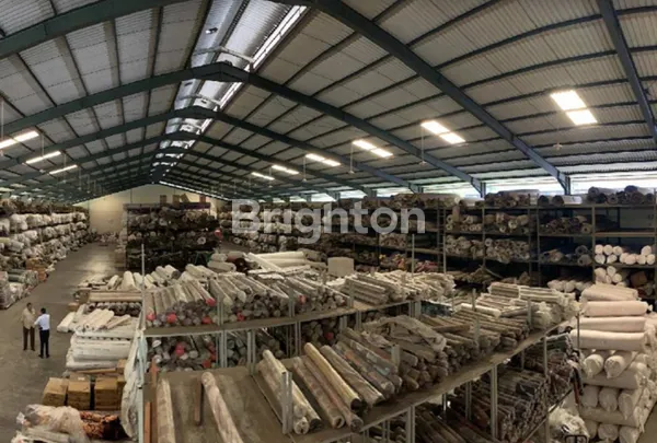 image GUDANG SIAP PAKAI LOKASI STRATEGIS HANYA 7 KM KE PELABUHAN TANJUNG PRIOK (5)