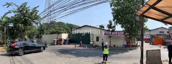 image GUDANG SIAP PAKAI LOKASI STRATEGIS HANYA 7 KM KE PELABUHAN TANJUNG PRIOK (6)
