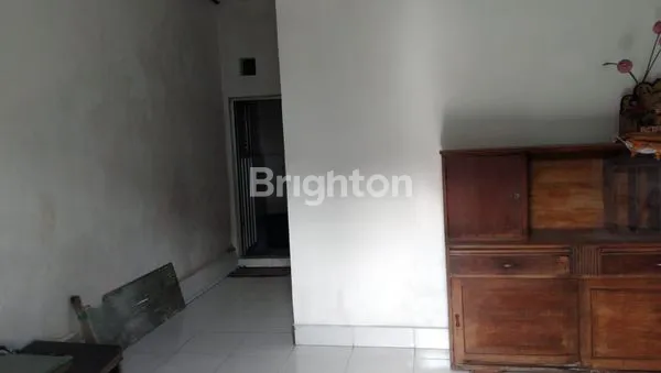 image RUMAH STRATEGIS 1KT DI JALAN UTAMA BISA UNTUK USAHA DAN TINGGAL DI KLUNGKUNG (4)