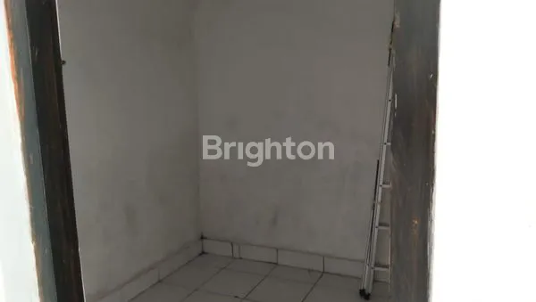 image RUMAH STRATEGIS 1KT DI JALAN UTAMA BISA UNTUK USAHA DAN TINGGAL DI KLUNGKUNG (8)