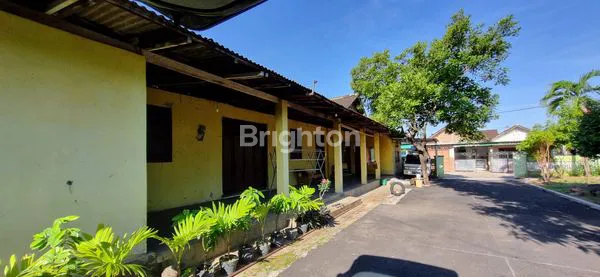 image RUMAH JOGLO 2KT LT 282M² DEKAT TOL COLOMADU (4)