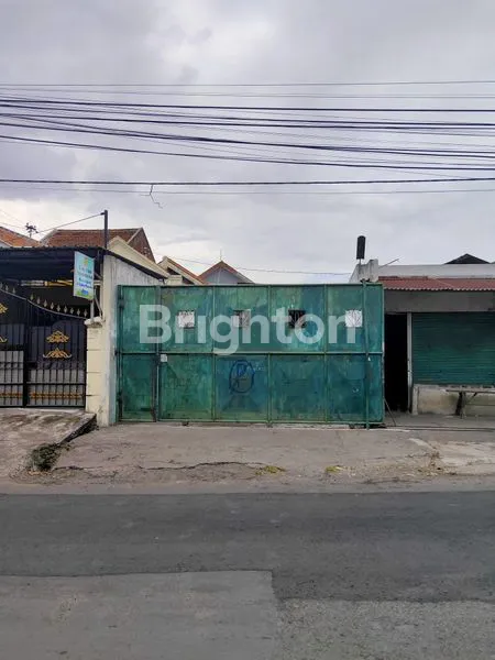 TEMPAT USAHA JALAN RAYA JELIDRO