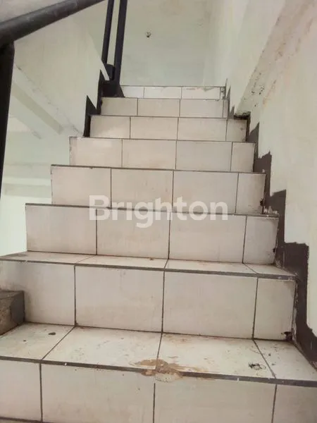 image RUKO 3 LANTAI BSD SEKTOR 4 SAMPING BSD PLAZA (4)