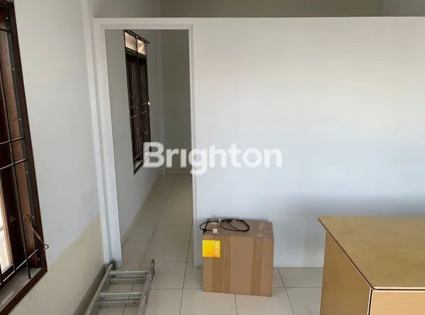 image BANGUNAN GEDUNG UNTUK KANTOR, SEGALA USAHA DI AREA SESETAN DENPASAR BALI (4)