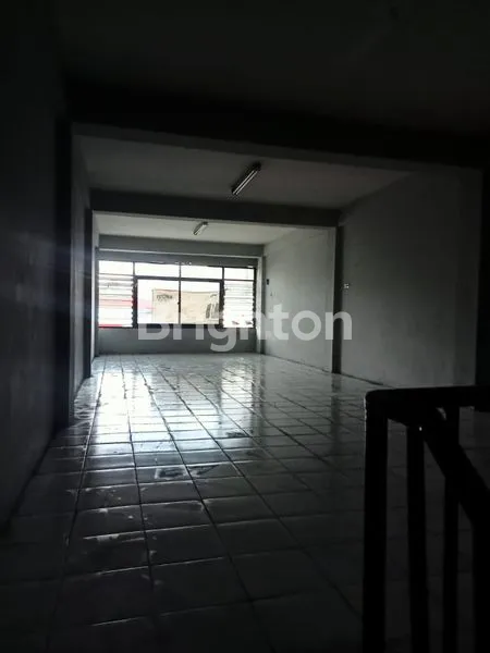 image RUKO 3 LANTAI JALAN ARJUNO, SURABAYA PUSAT\\N (2)