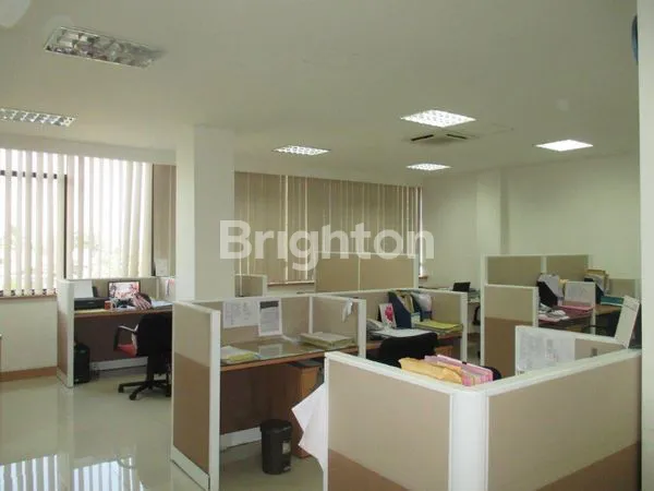 image DIJUAL KANTOR RUKO GANDENG 4 LANTAI FURNISHED DI JALAN ENDE TANJUNG PRIOK JAKARTA UTARA (5)