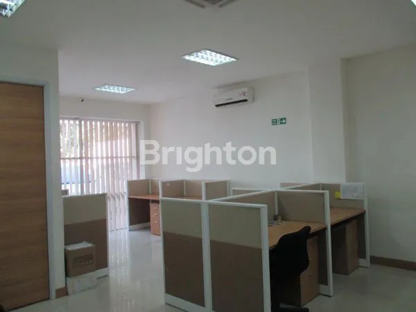 image DIJUAL KANTOR RUKO GANDENG 4 LANTAI FURNISHED DI JALAN ENDE TANJUNG PRIOK JAKARTA UTARA (8)