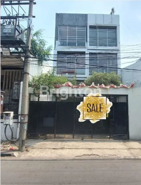 GEDUNG 4.5 LANTAI KEDUNG COWEK