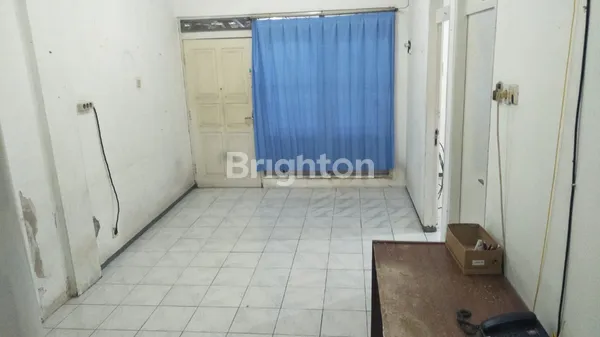 image RUMAH 1.5 LANTAI JL BLIMBING PONDOK TJANDRA INDAH LOKASI STRATEGIS (4)