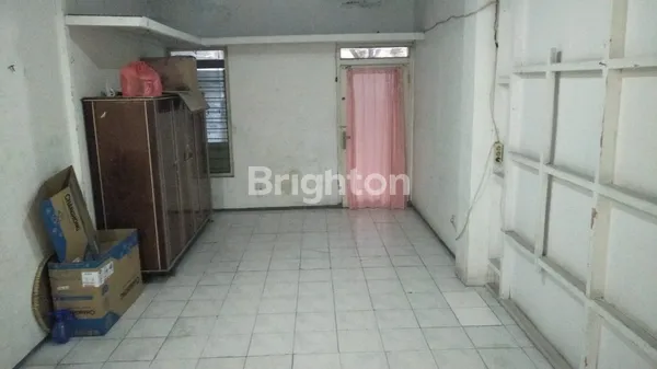 image RUMAH 1.5 LANTAI JL BLIMBING PONDOK TJANDRA INDAH LOKASI STRATEGIS (8)