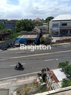 image RUKO 3 LANTAI LUAS DAN LENGKAP DENGAN GUDANG (7)