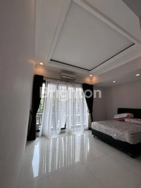 image RUMAH DI KEBAYORAN LAMA (2)