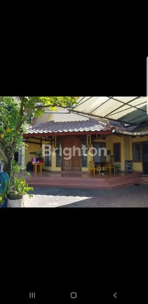 image RUMAH FULL JATI DISAIN TERKINI DI TENGAH KOTA MADIUN (8)