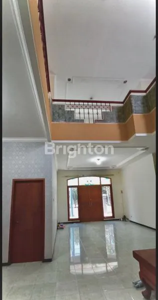 image RUMAH TENGAH KOTA TINGGAL NEMPATIN (1)