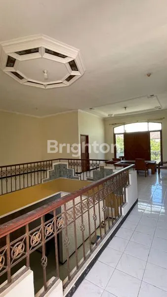 image RUMAH TENGAH KOTA TINGGAL NEMPATIN (3)