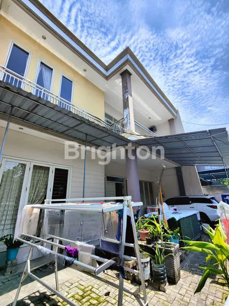 image RUMAH 2 LANTAI DHARMAHUSADA PERMAI SURABAYA, RUMAH DI KAWASAN PREMIUM SURABAYA TIMUR. DEKAT DENGAN GALAXY MALL, KAMPUS C UNAIR DAN. RS MITRA KELUARGA KENJERAN (1)