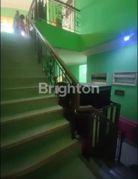 image RUMAH KOKOH DI PERUMAHAN TAMAN KENCANA (5)