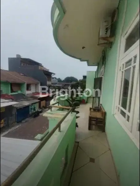 image RUMAH KOKOH DI PERUMAHAN TAMAN KENCANA (7)