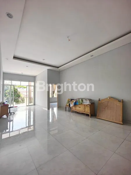 image RUMAH KOKOH 2 LANTAI DHARMAHUSADA PERMAI SELANGKAH KE RAYA MERR DAN GALAXY MALL (5)