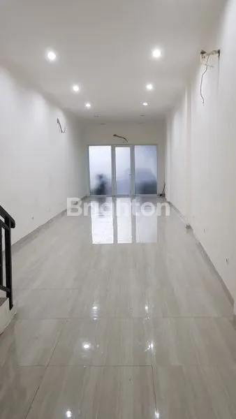 image DISEWA RUKO 2 LANTAI BAGUS SIAP PAKAI (2)